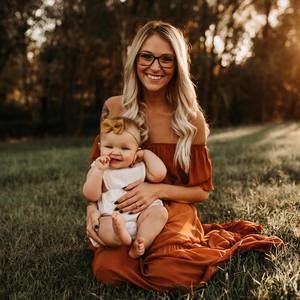 Meet your Posher, Dakota